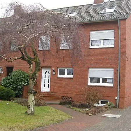 Rugenbargsweg 03 *